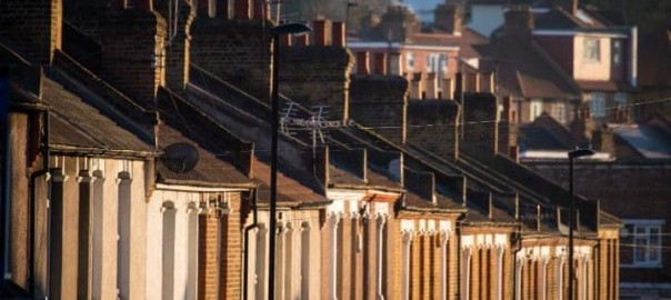 105423099_file_photo_dated_19-1-2016_of_terraced_residential_houses_in_south_east_london_less_than_2-large_trans_nvbqzqnjv4bqvngzdhlvbadwtlqzwqh5-vx4bj